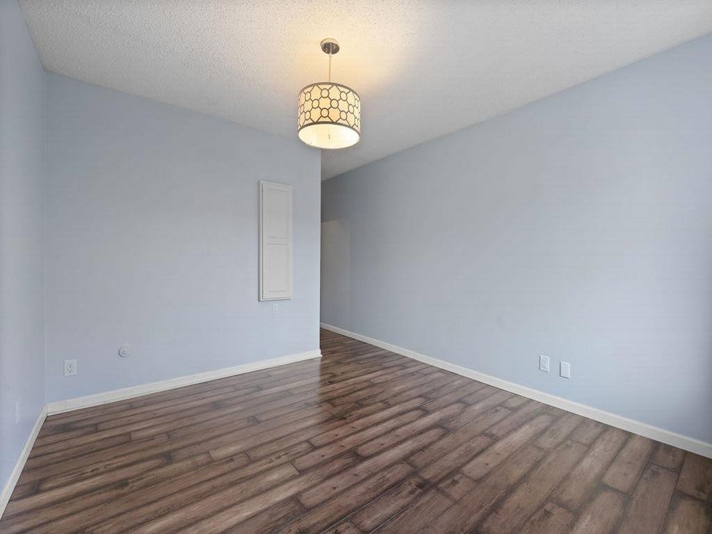 Listing Image for R3100534