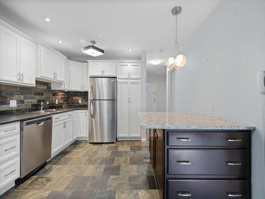 Listing Image for R3100534