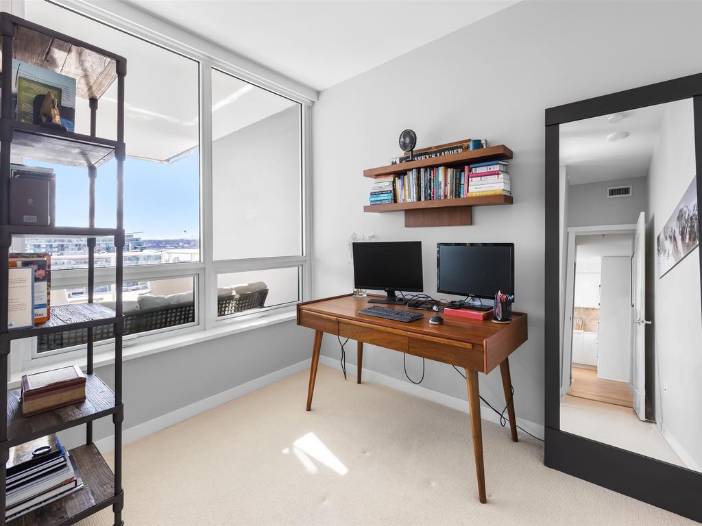 Listing Image for R3100536