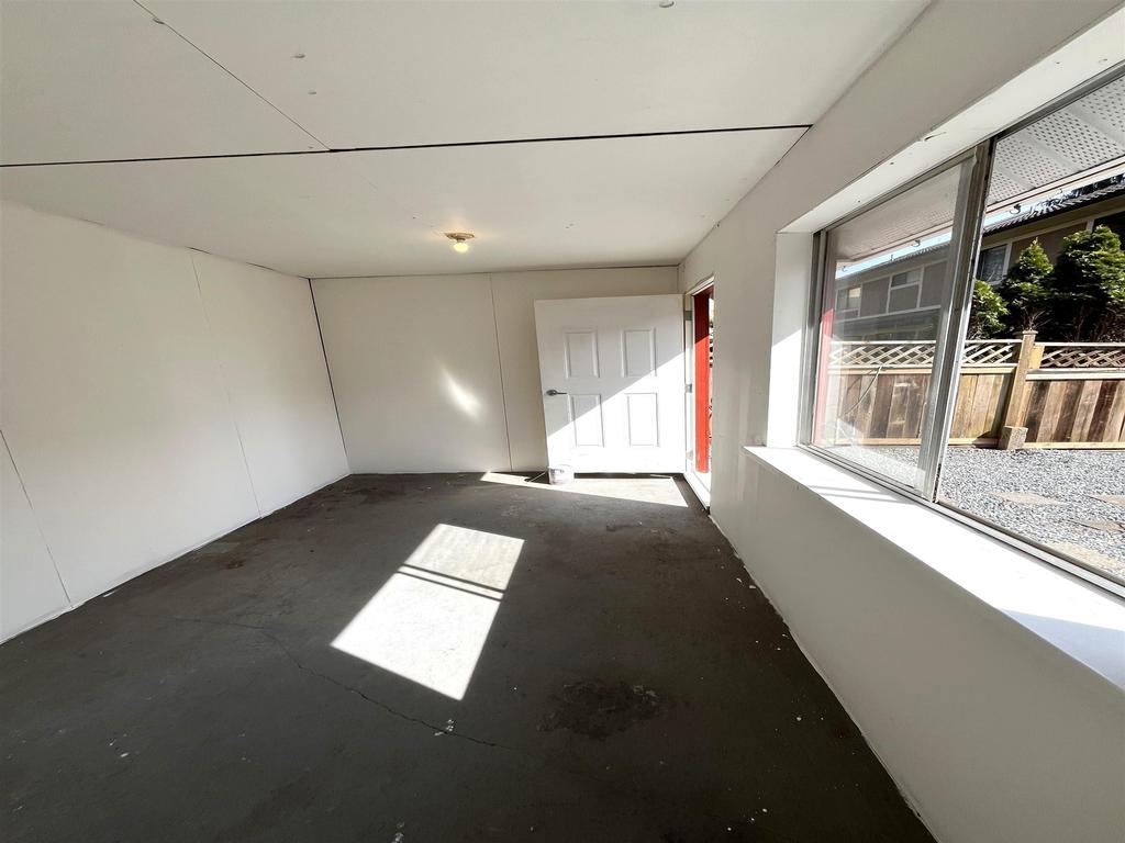 Listing Image for R3100555