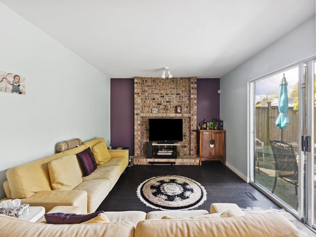 Listing Image for R3100557