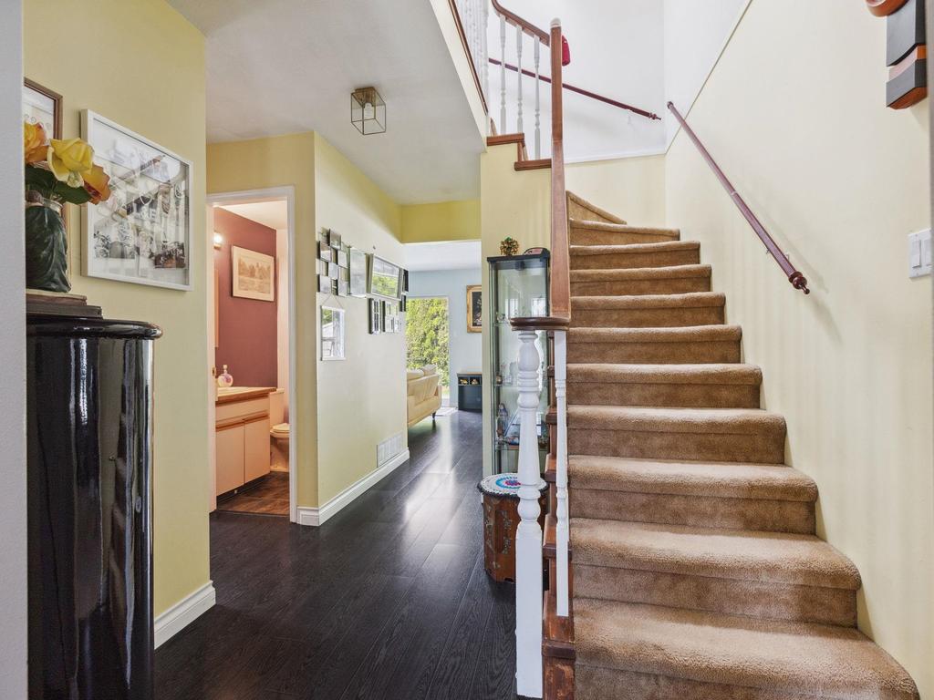 Listing Image for R3100557