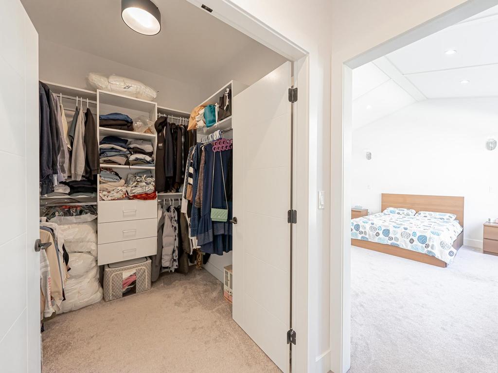 Listing Image for R3100558