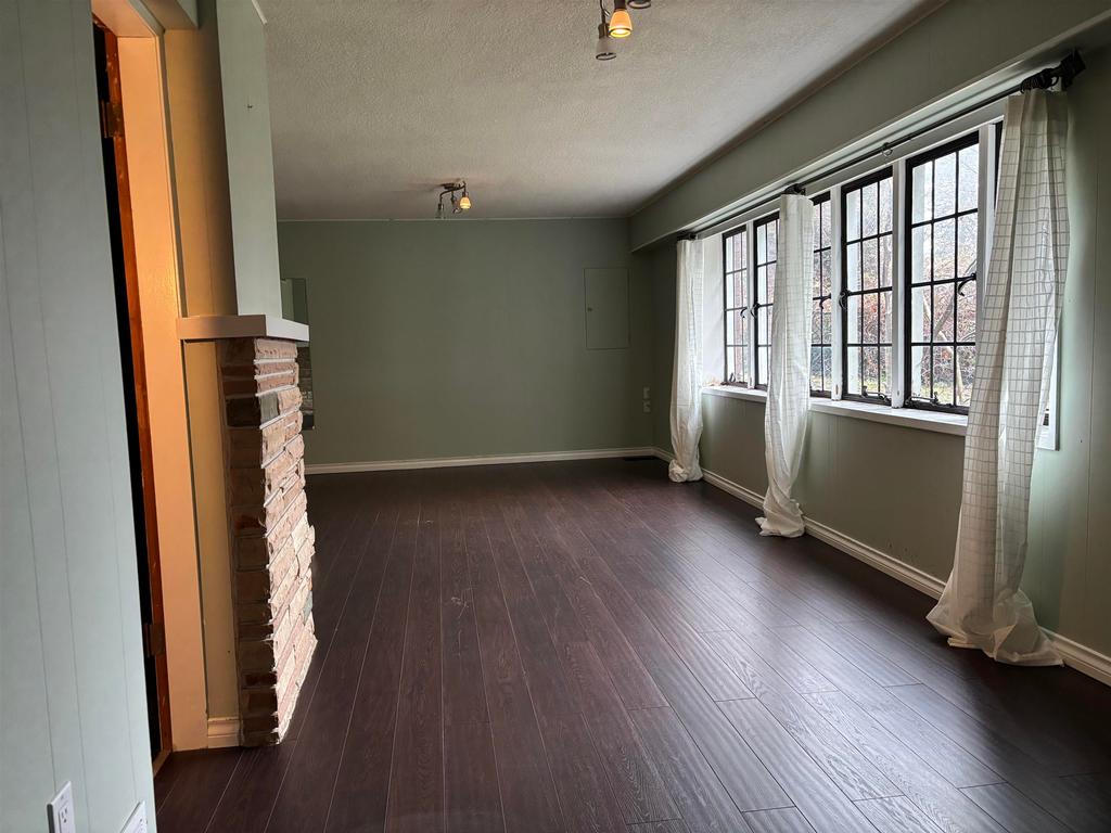 Listing Image for R3100565