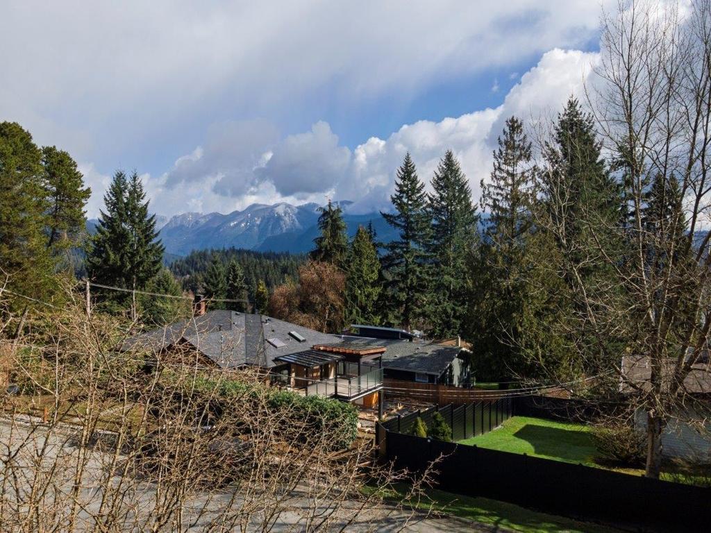 Listing Image for R3100565