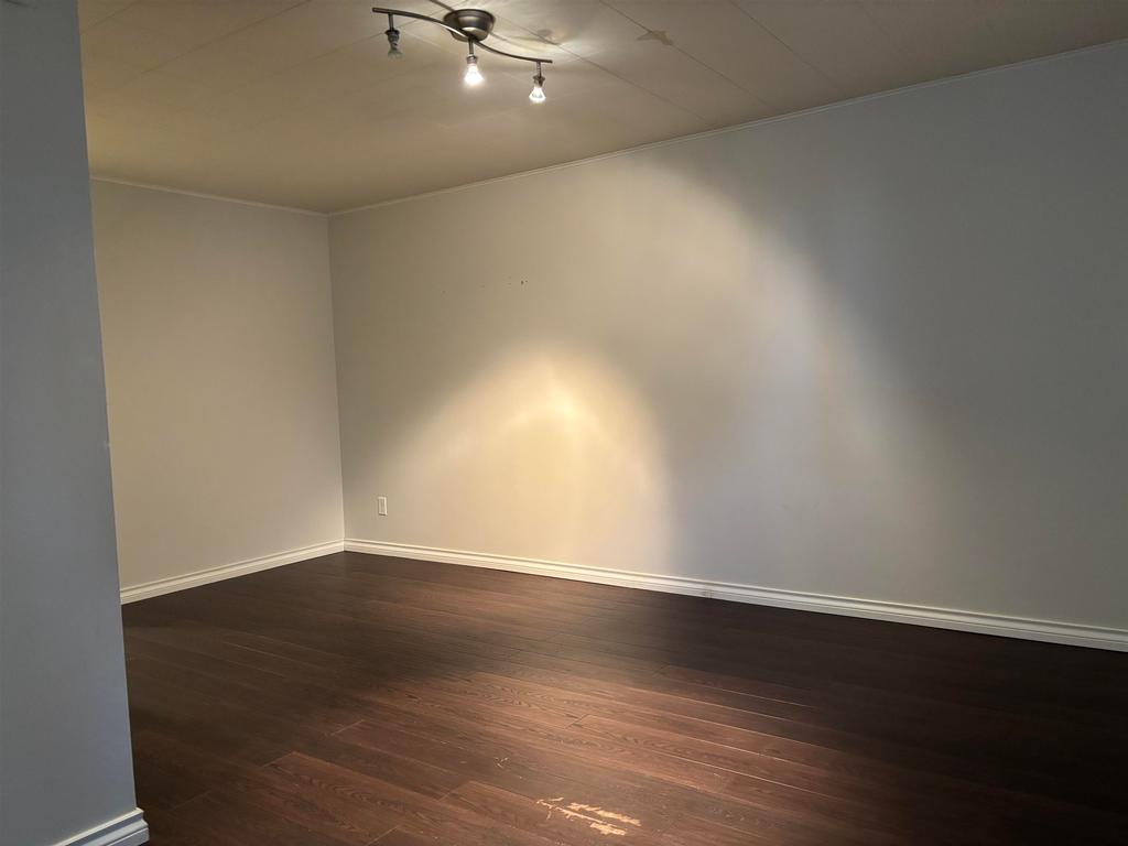 Listing Image for R3100565