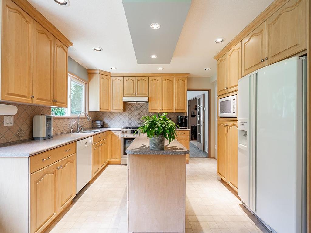 Listing Image for R3100577