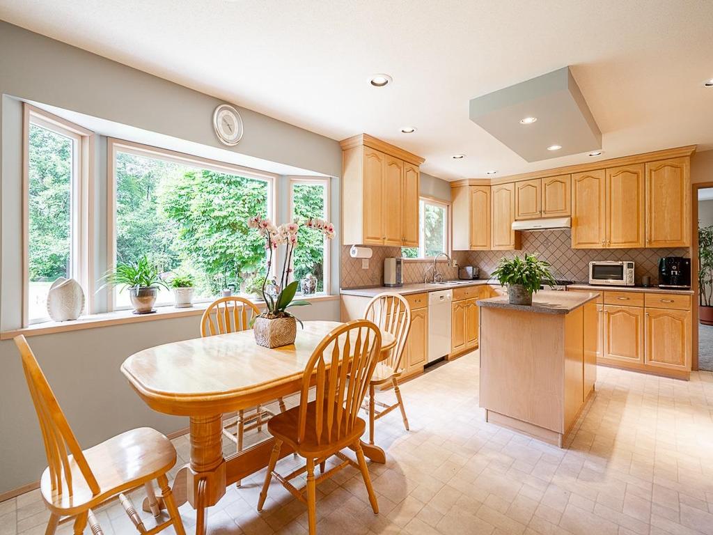 Listing Image for R3100577