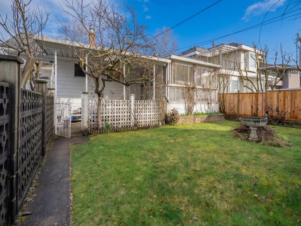 Listing Image for R3100587