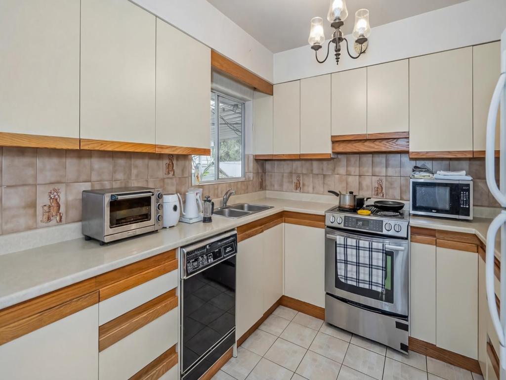 Listing Image for R3100587