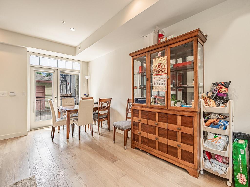 Listing Image for R3100589