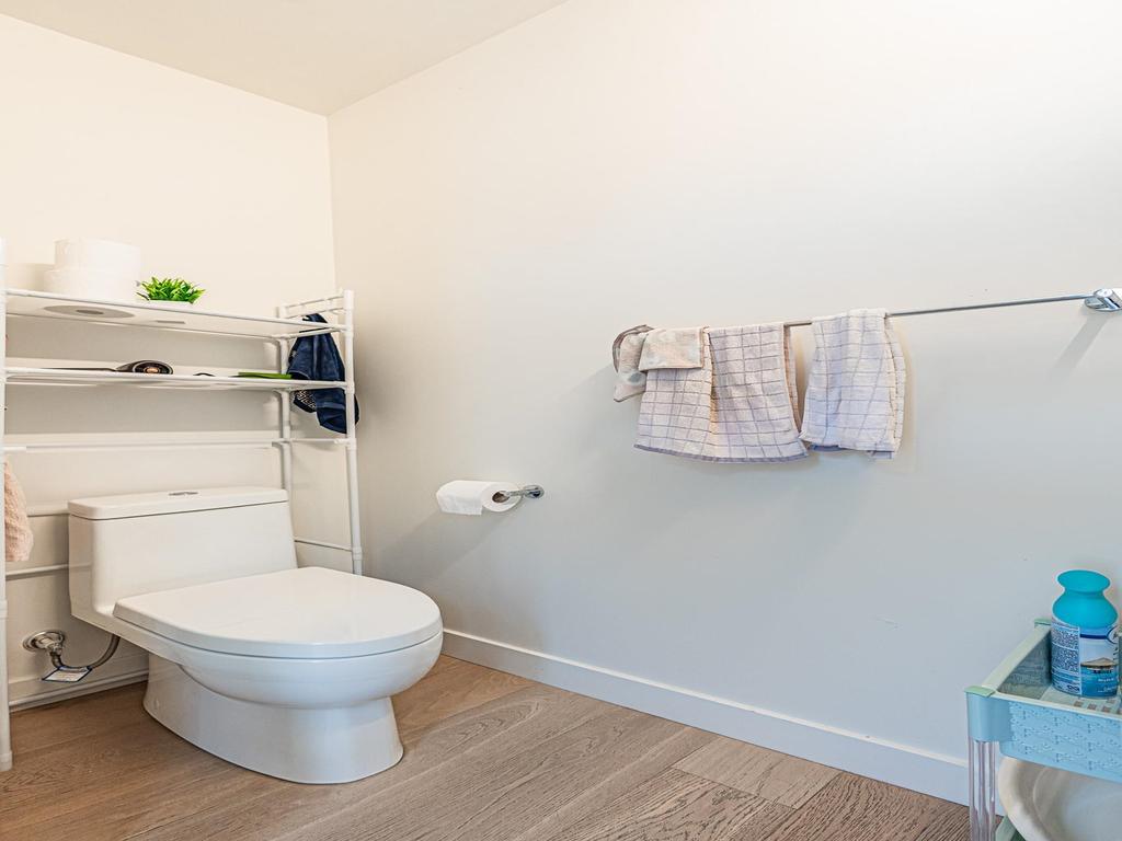 Listing Image for R3100589