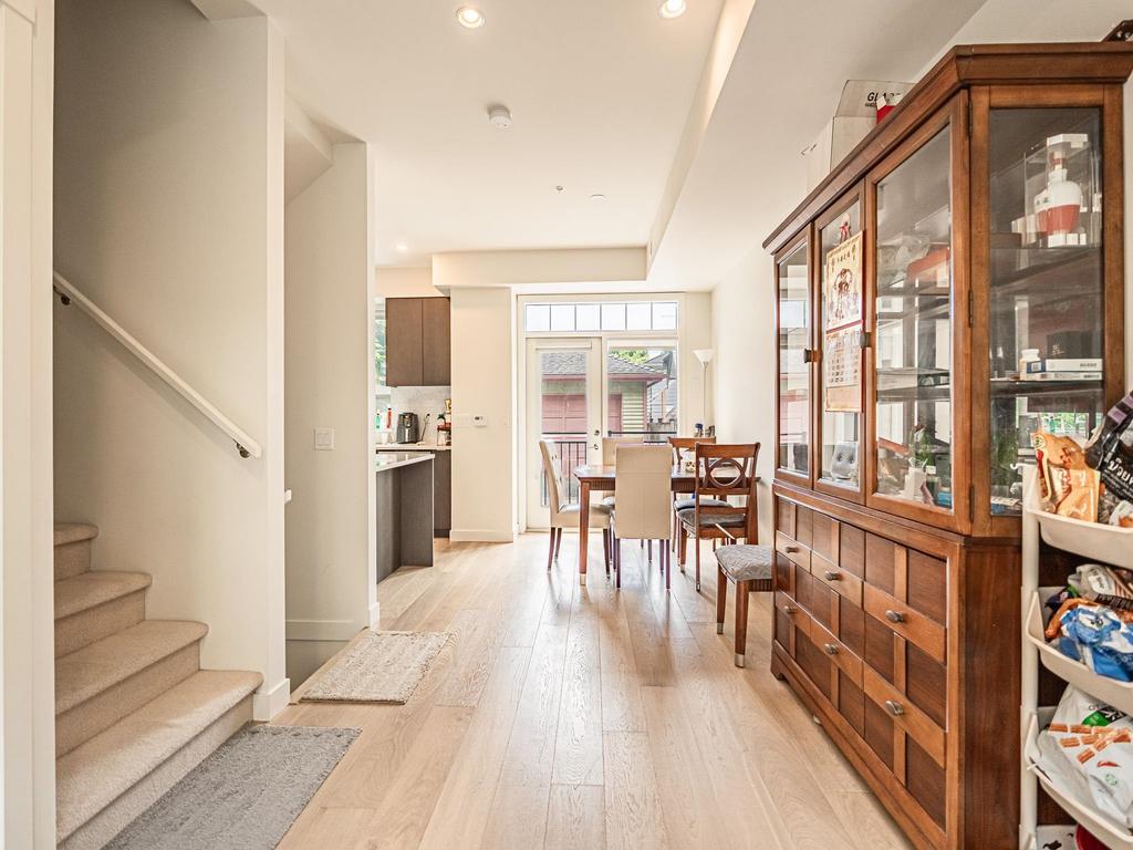 Listing Image for R3100589