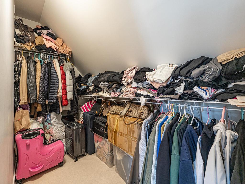 Listing Image for R3100589