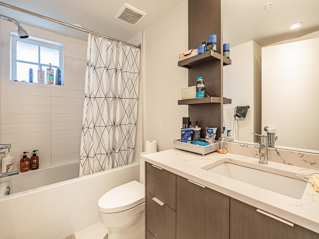 Listing Image for R3100589