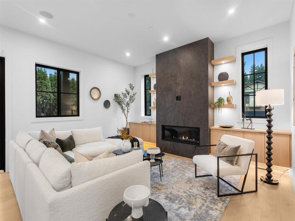 Listing Image for R3100595