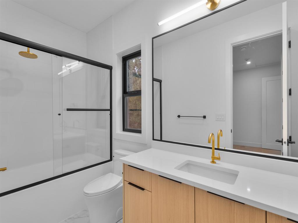 Listing Image for R3100595