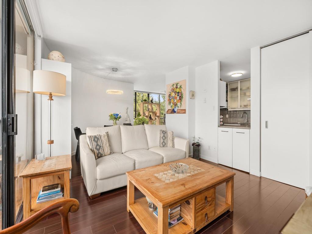 Listing Image for R3100600