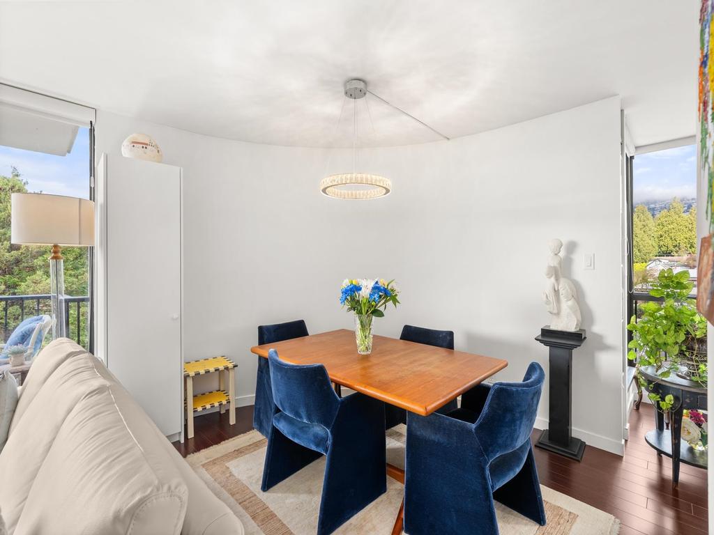 Listing Image for R3100600