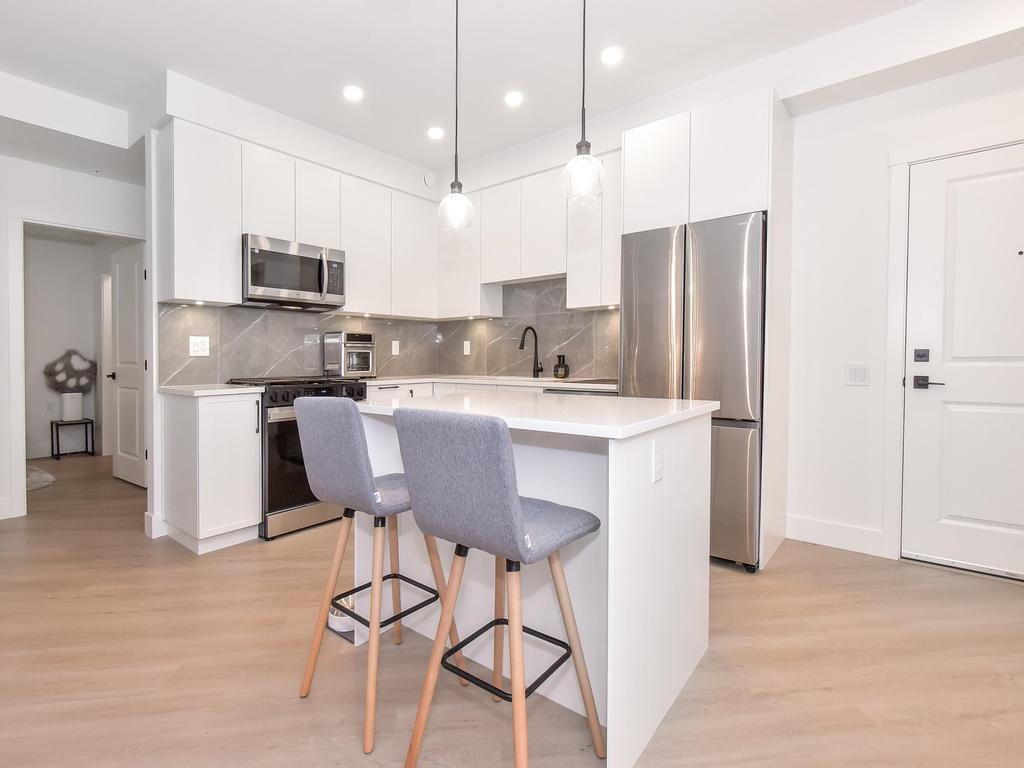 Listing Image for R3100601