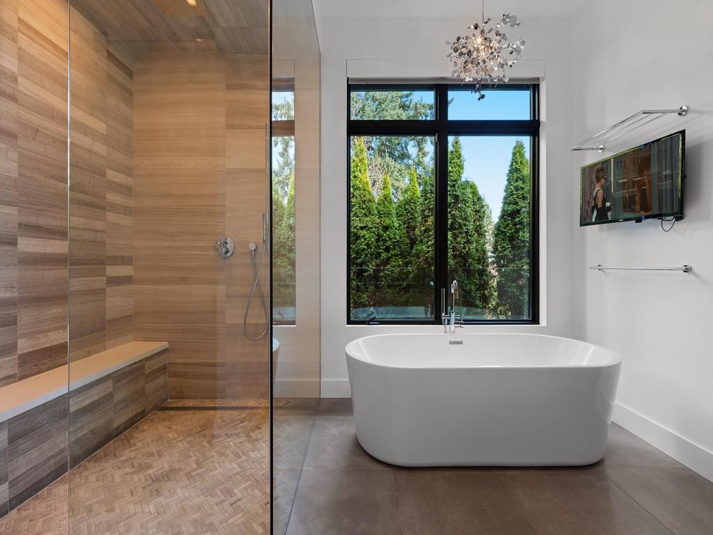 Listing Image for R3100605