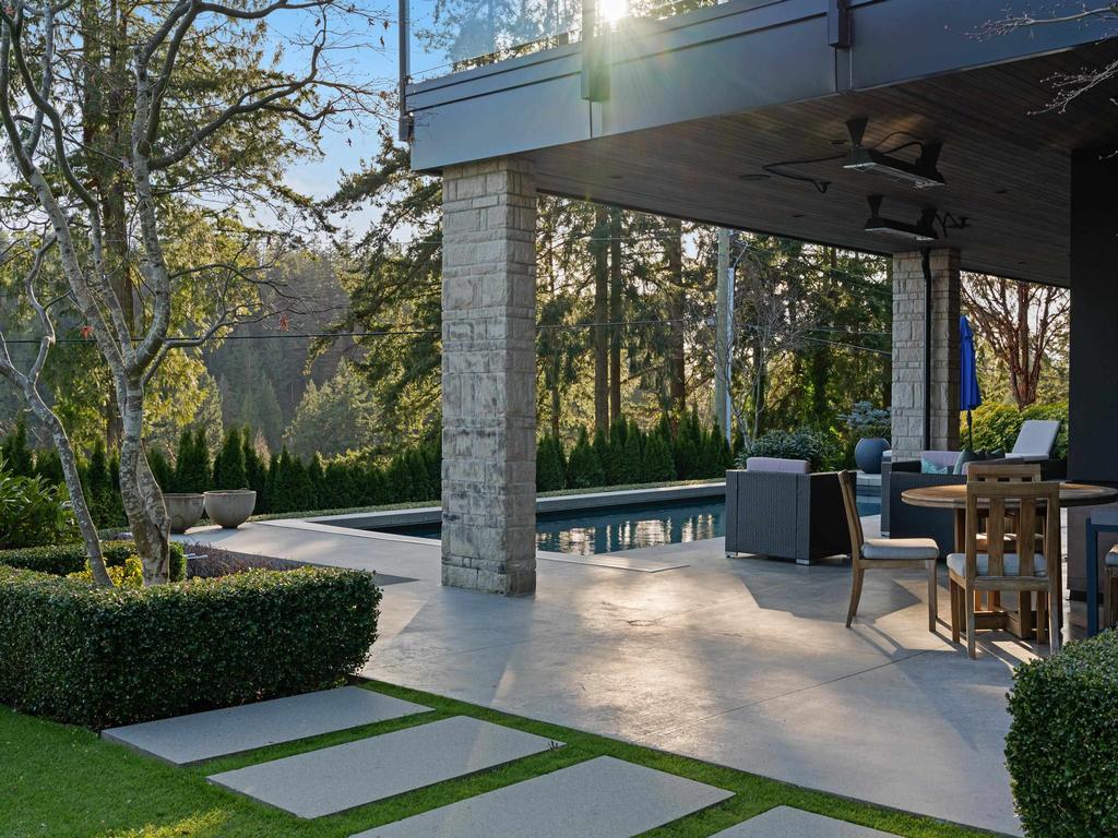 Listing Image for R3100605