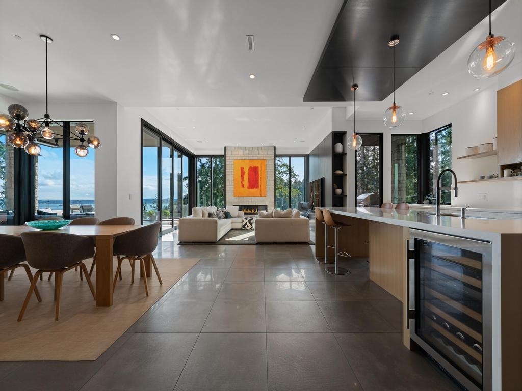 Listing Image for R3100605