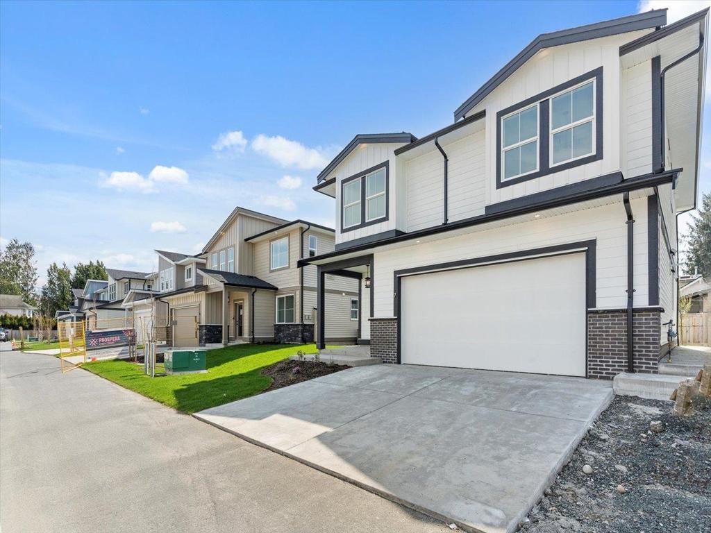 Listing Image for R3100619