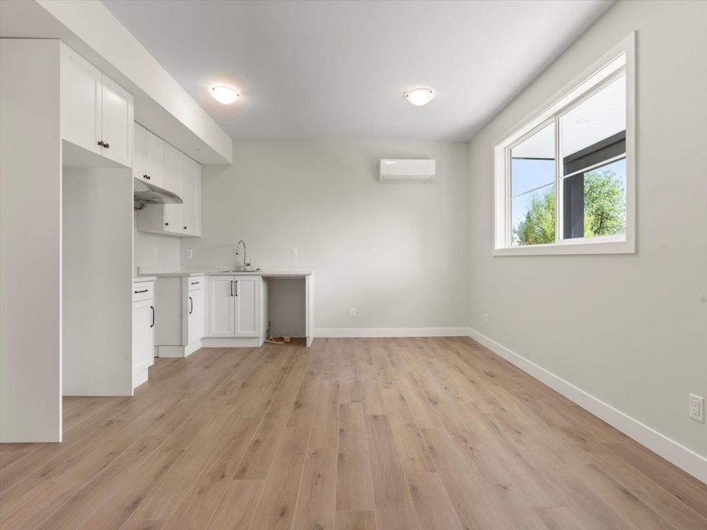 Listing Image for R3100619