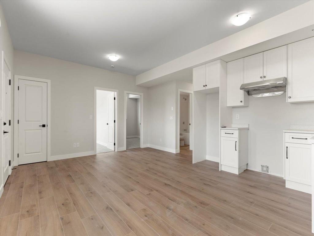 Listing Image for R3100619