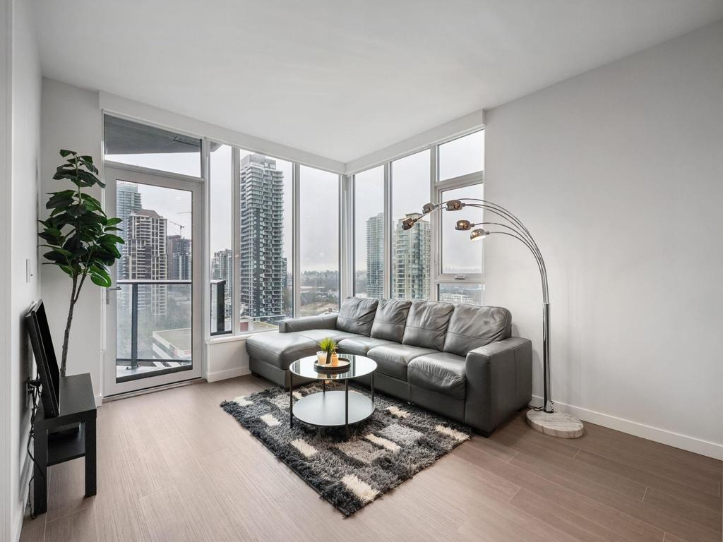 Listing Image for R3100620