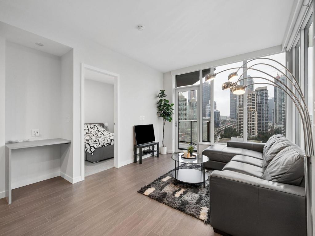 Listing Image for R3100620