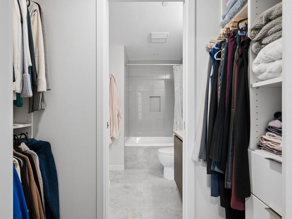 Listing Image for R3100620