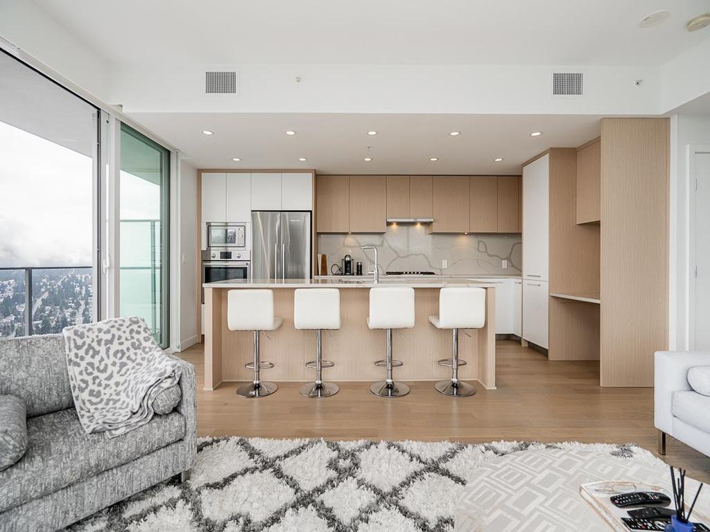 Listing Image for R3100621