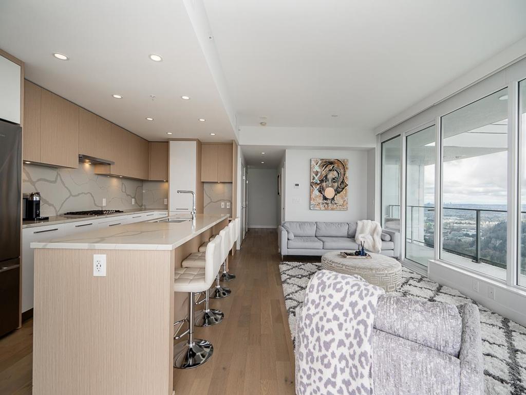 Listing Image for R3100621