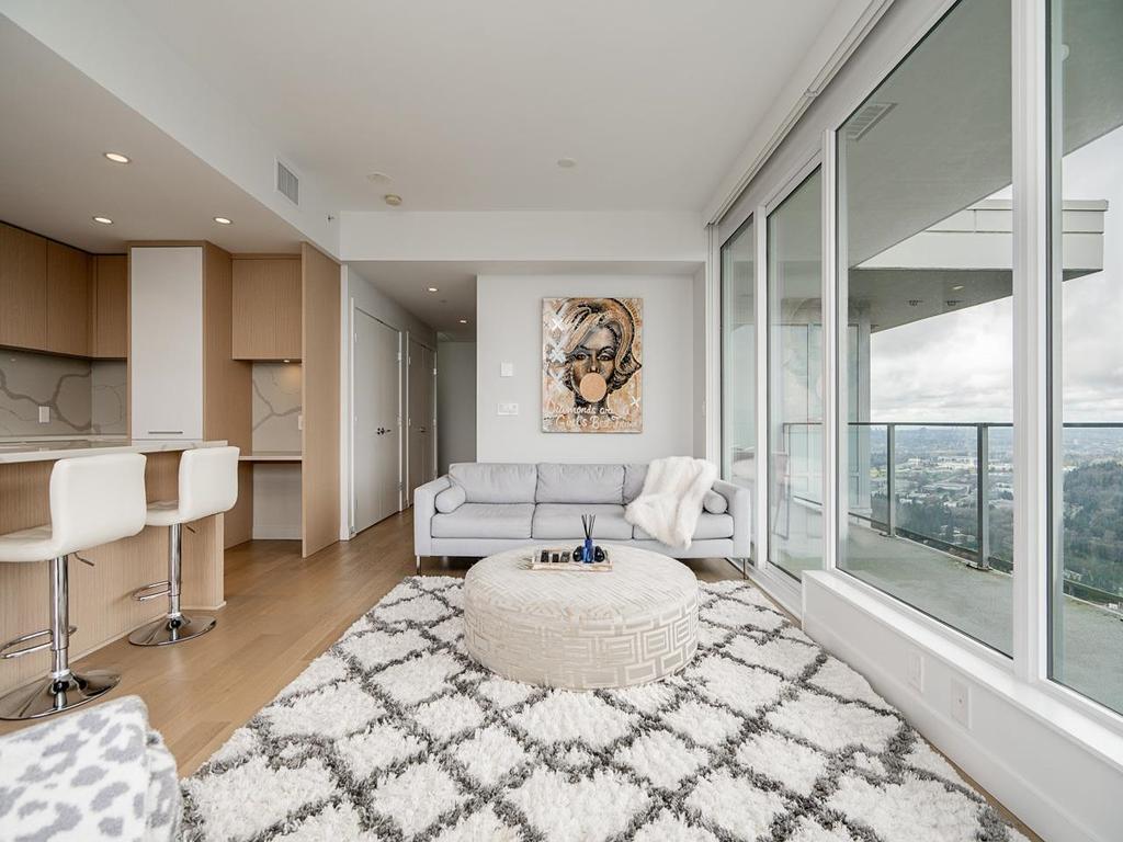 Listing Image for R3100621