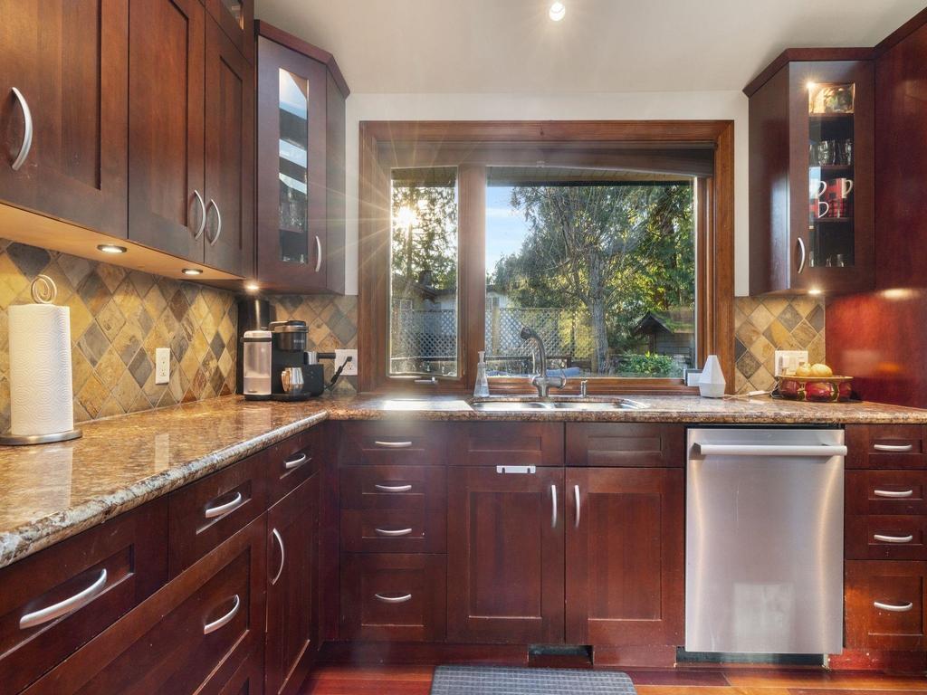 Listing Image for R3100629