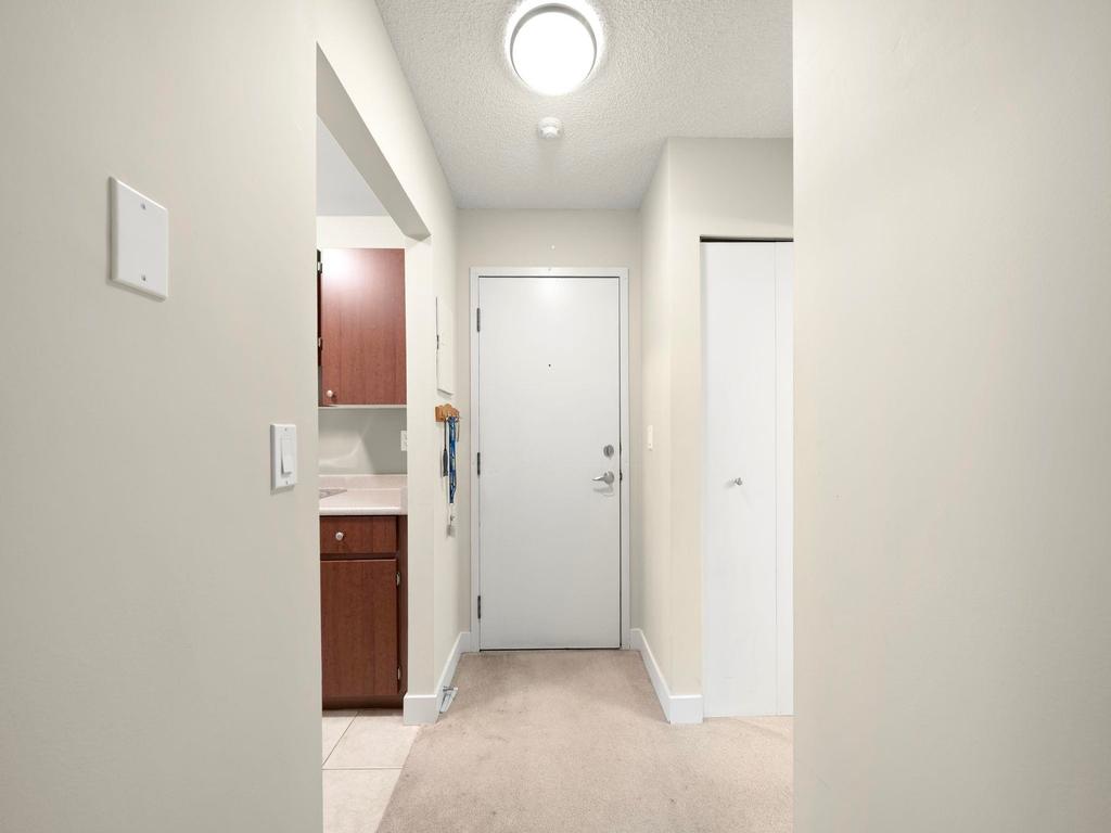 Listing Image for R3100633