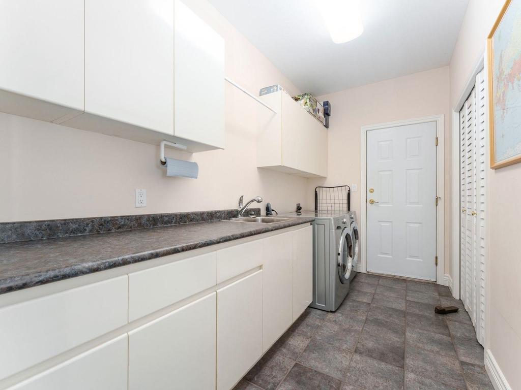 Listing Image for R3100636