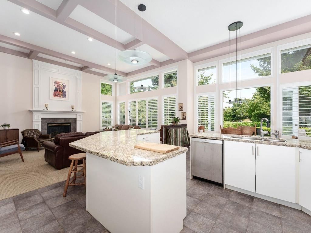 Listing Image for R3100636