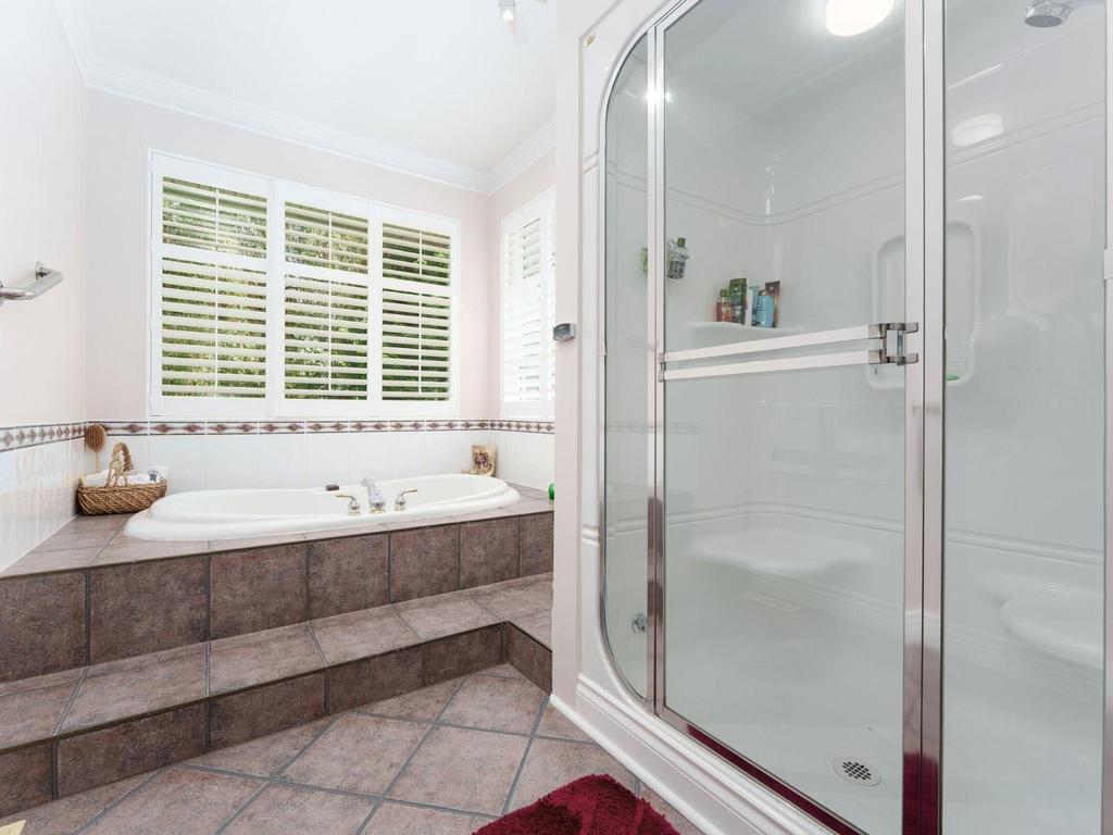 Listing Image for R3100636