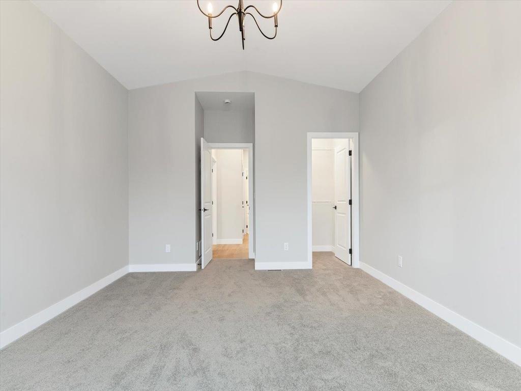 Listing Image for R3100638