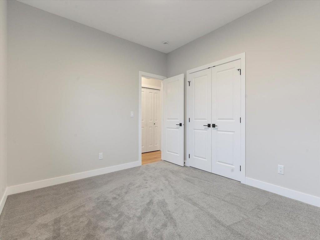 Listing Image for R3100638