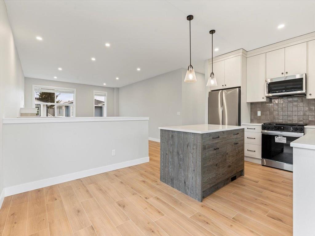 Listing Image for R3100638