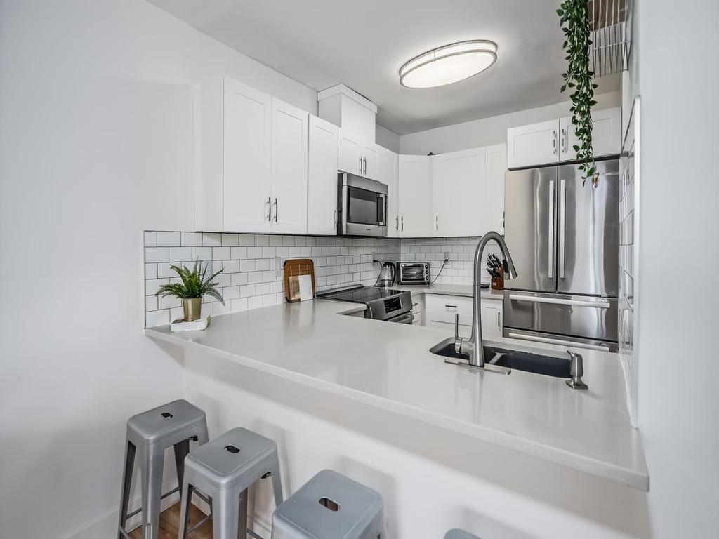 Listing Image for R3100654