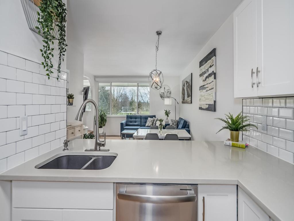 Listing Image for R3100654