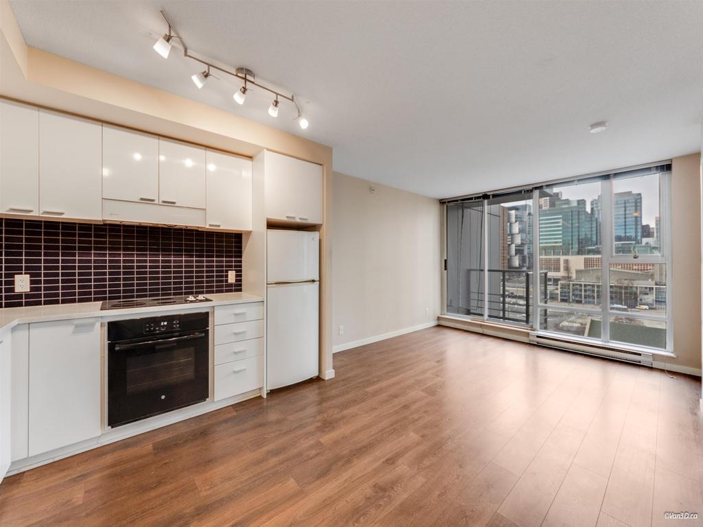 Listing Image for R3100659