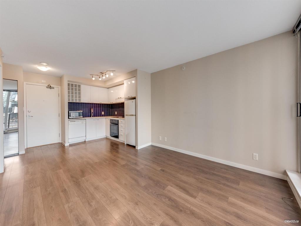 Listing Image for R3100659