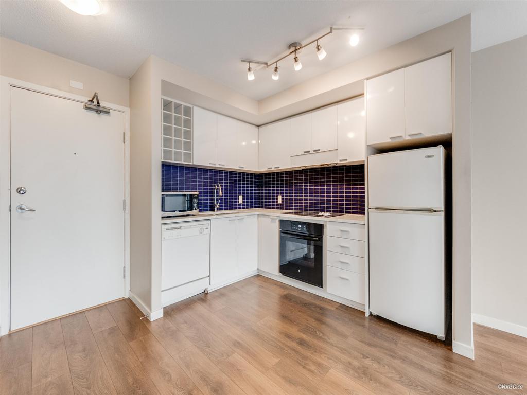 Listing Image for R3100659