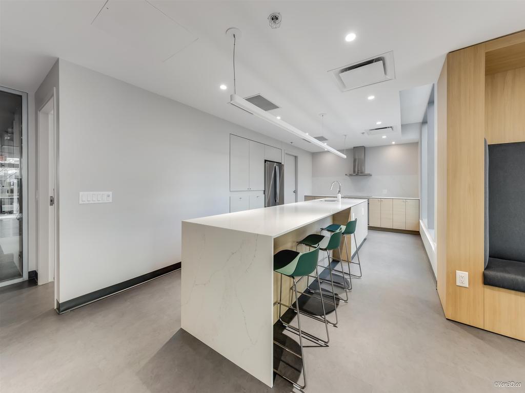 Listing Image for R3100659